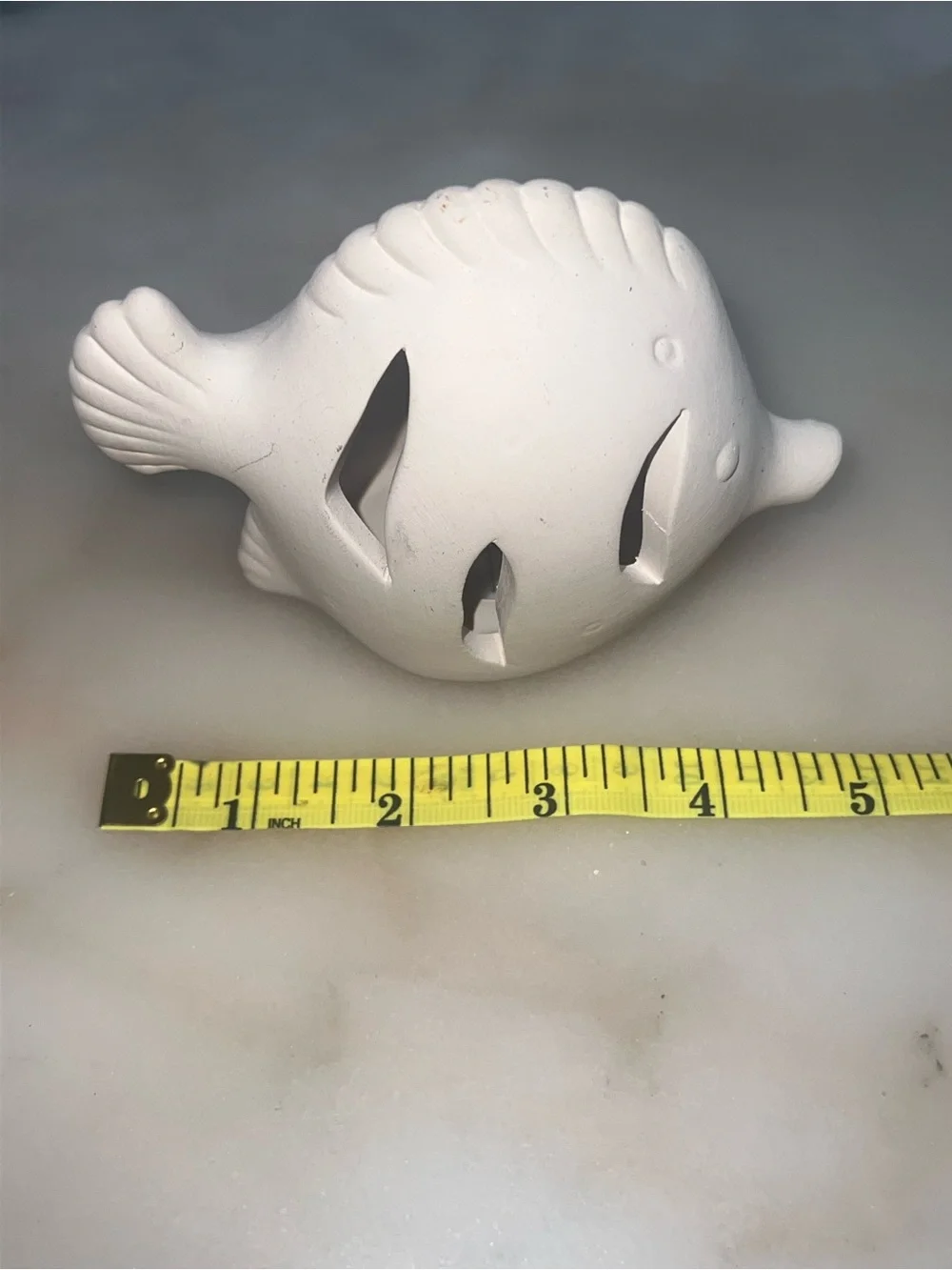 White Ceramic Fish Aquarium Ornament - Decorative Hideaway